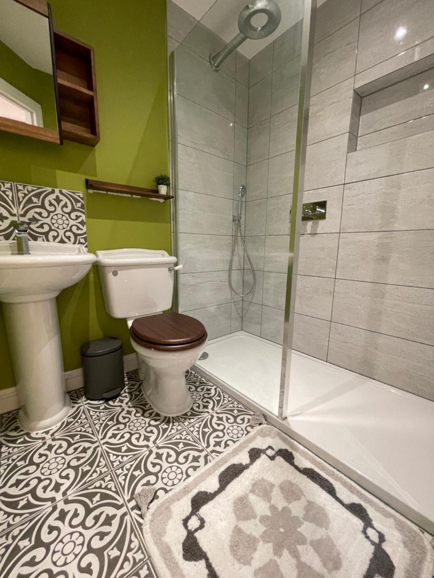 5 Bed House - Fancy - Sleep Up To 12 - Central London Ngoại thất bức ảnh